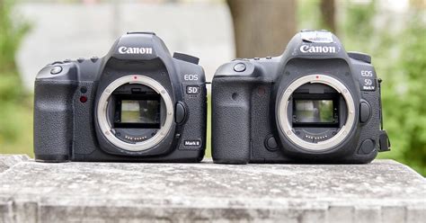 Nikon D4 vs Canon EOS 5D Mark II Karşılaştırma